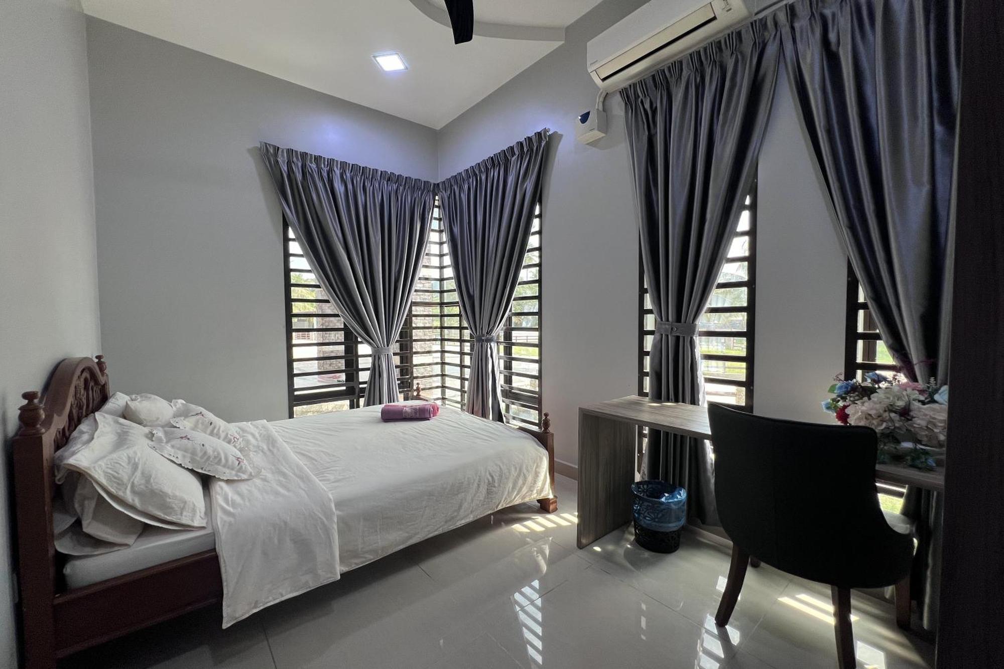Nurbayu Chalet, Kemaman Куантан Экстерьер фото