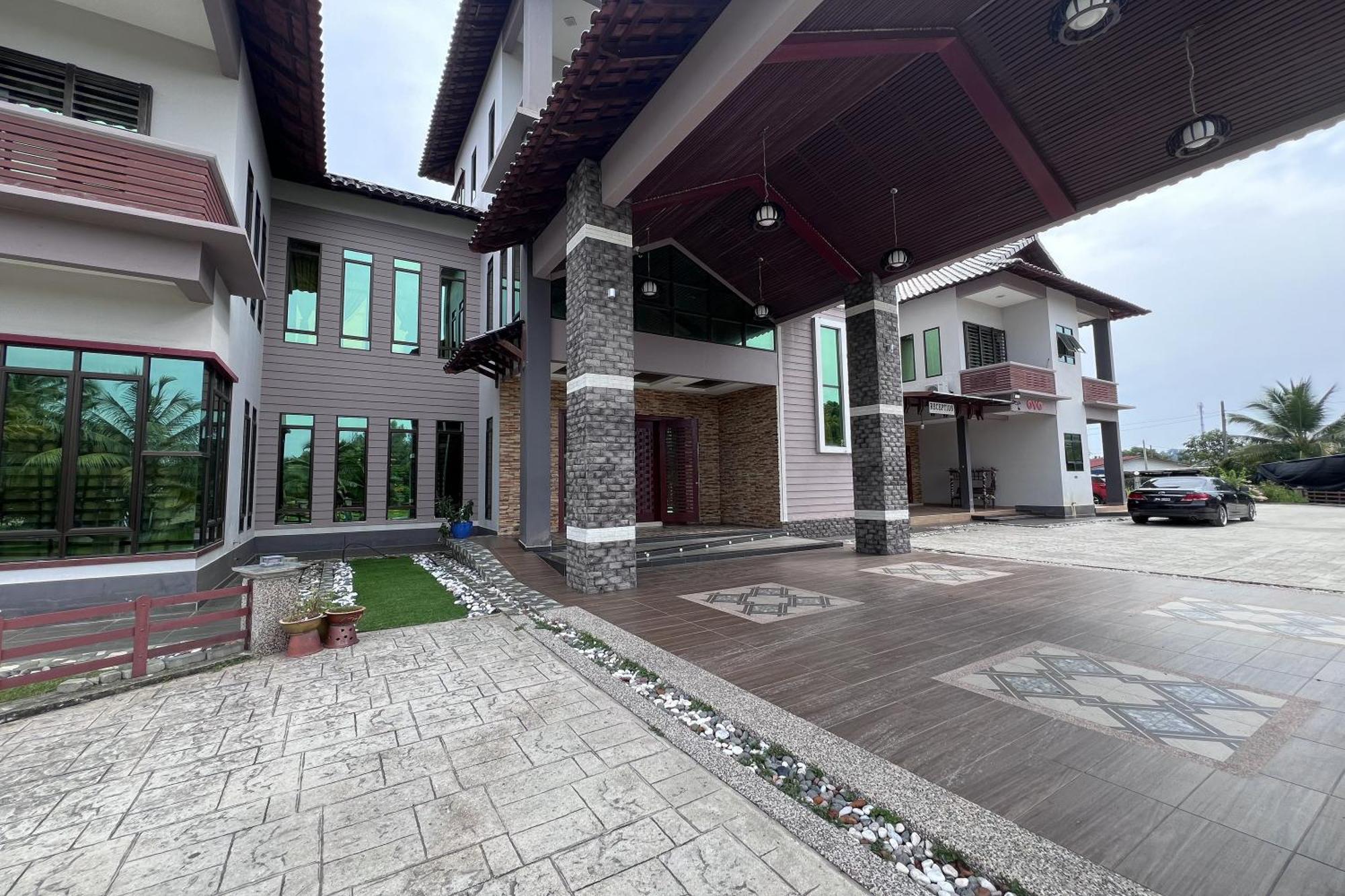 Nurbayu Chalet, Kemaman Куантан Экстерьер фото